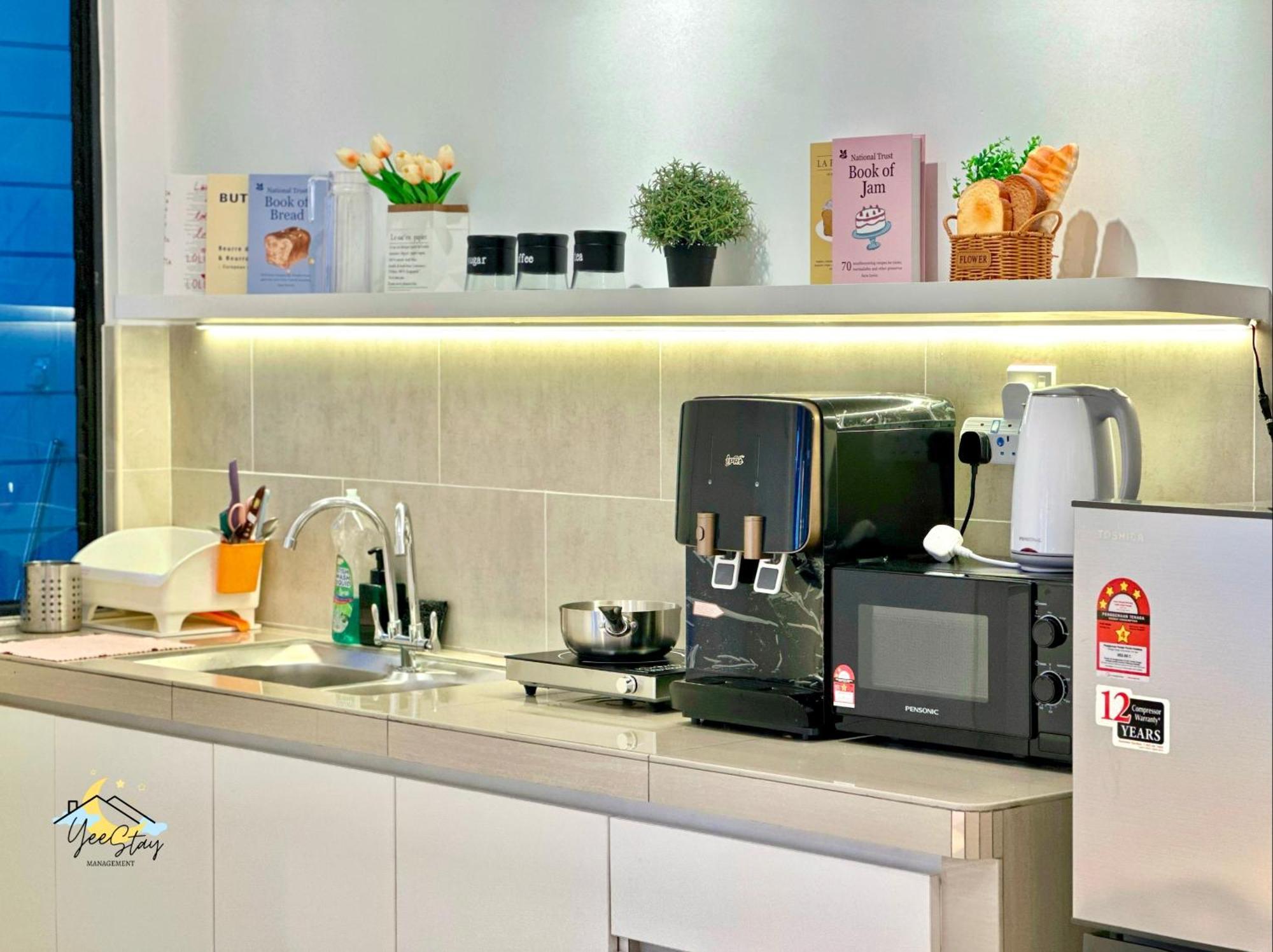 Ferienwohnung Atlantis 8-12Pax/Netflix/Video Game/5Min To Jonker Malacca Exterior foto