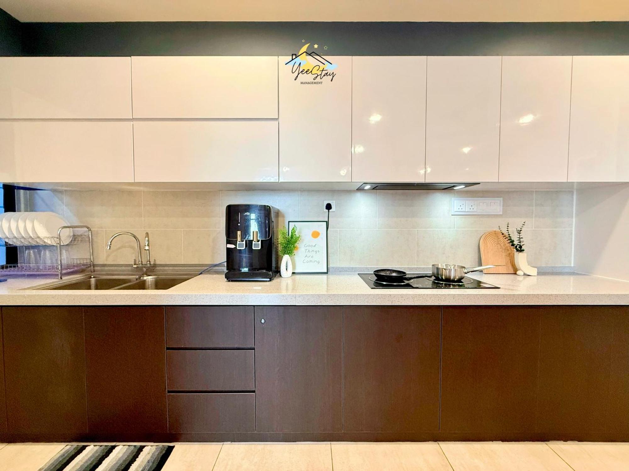 Ferienwohnung Atlantis 8-12Pax/Netflix/Video Game/5Min To Jonker Malacca Exterior foto